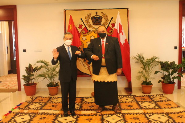 汤加首相胡阿卡瓦梅利库1.jpg