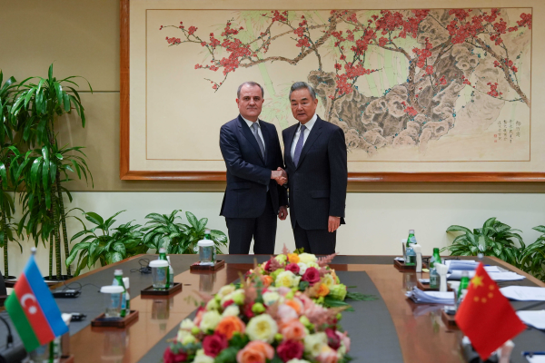 阿塞拜疆外长巴伊拉莫夫3.jpg