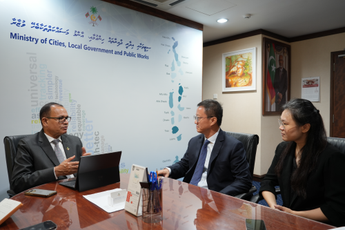Chinese Ambassador to the Maldives Kong Xianhua Pays Courtesy Call on ...