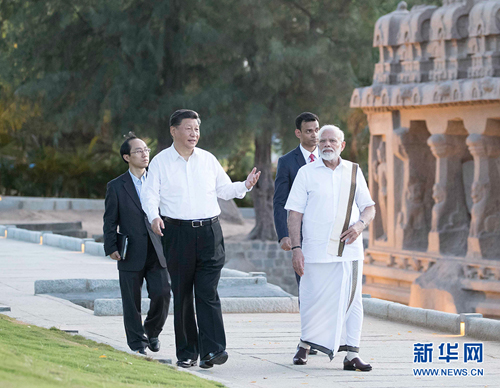 Xi Jinping y el primer ministro Indio Modi