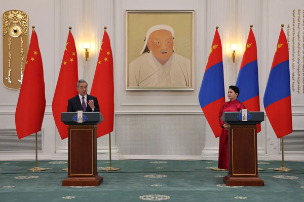 共见记者3.600.jpg