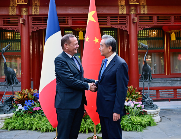 法国1.jpg