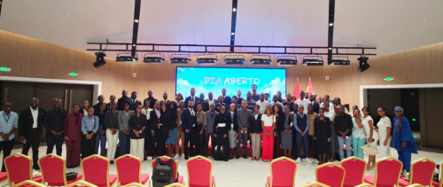 e8206124-cfa4-4bdb-8326-180a08dea822.jpg
