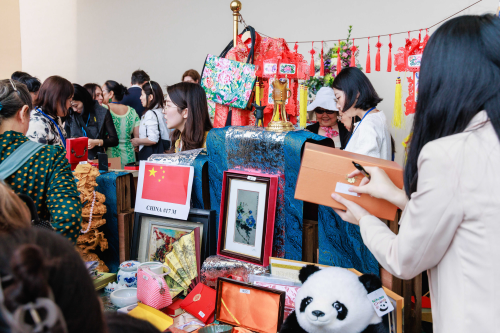 bazaar1.jpg