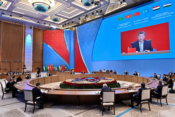 习近平出席第二届中国—中亚峰会并作主旨发言4_缩小大小.jpeg