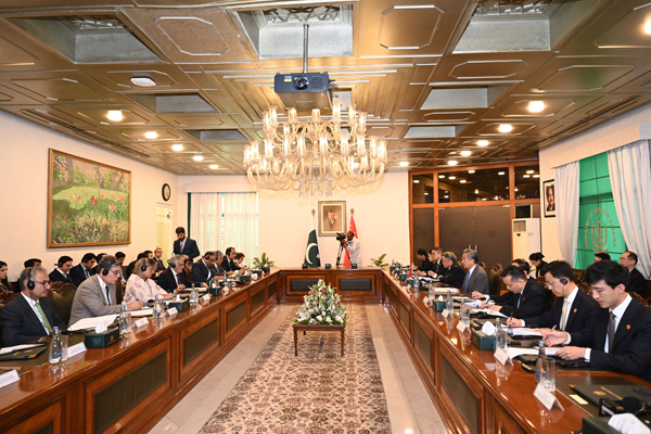 王毅 巴基斯坦4.jpg