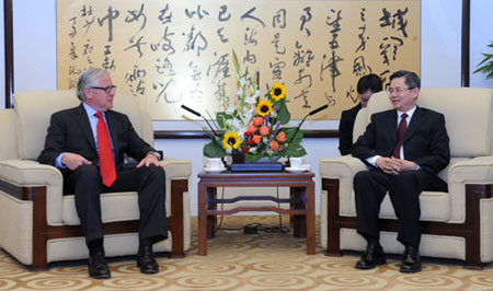 外交部部长助理郑泽光会见美国百人会新闻团 — 中华人民共和国外交部