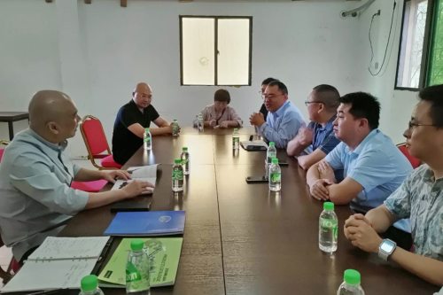 20260106 驻乍得大使王晰宁考察侨企 2.jpg