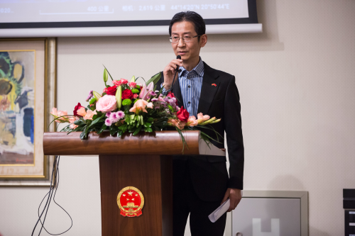 驻黑山大使范琨向黑山媒体宣介党的二十大精神_中华人民共和国外交部