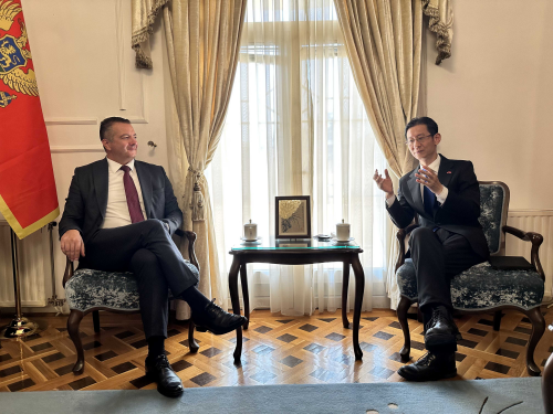 驻黑山大使范琨会见黑山克罗地亚族公民倡议党主席_中华人民共和国外交部