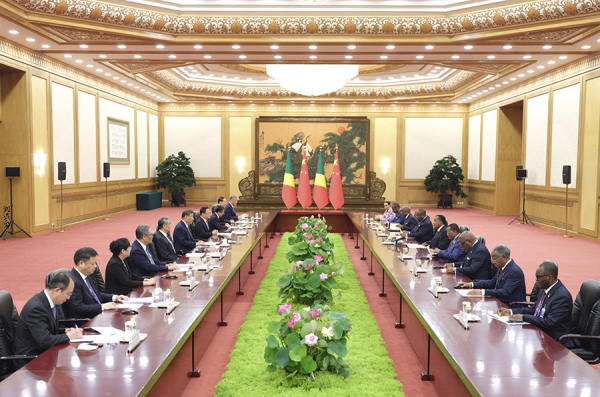 习 会见刚果900-2.jpg