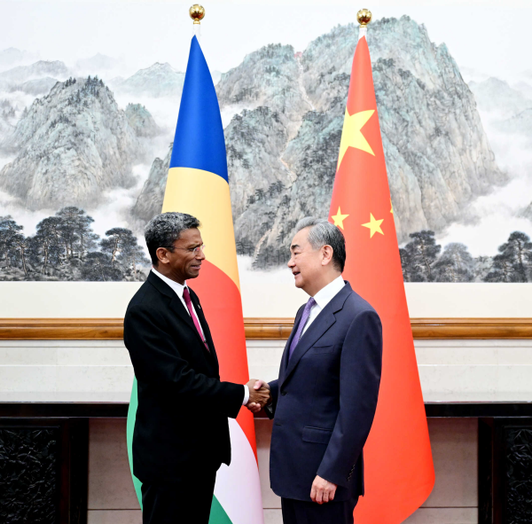 王 塞舌尔1.jpg