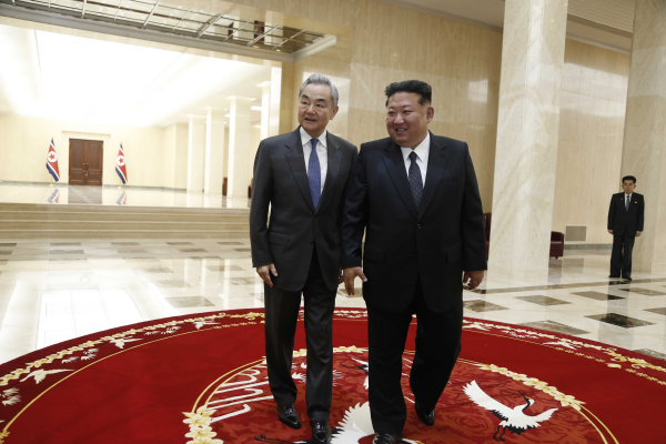 王 金正恩4.jpg