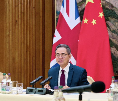 英国1_缩小大小.jpg
