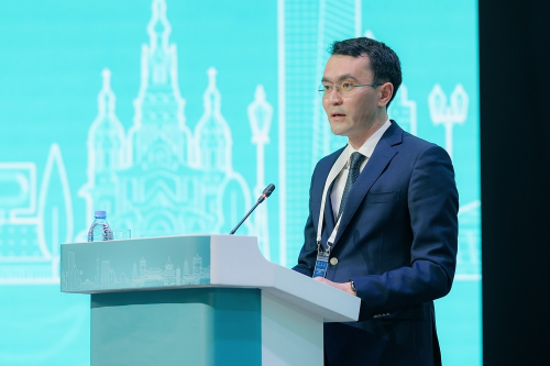 Алматыда Қытайдағы Қазақстан туризмі жылының жабылуына арналған халықаралық форум басталды. Қытайдағы Қазақстан туризмі жылының қорытындысына арналған халықаралық форум қос елдегі туристік индустрияның 300-ден астам өкілі.jpg