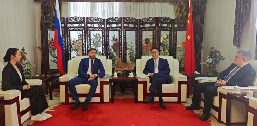 会见边建署.jpg